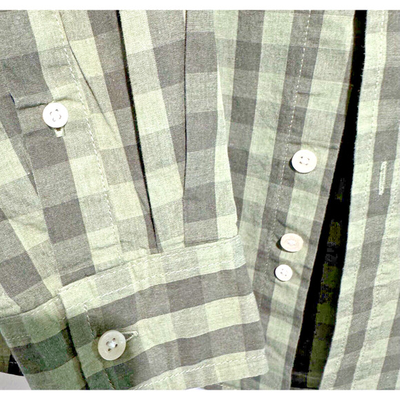 US POLO ASSN Men's Green Checkered Button Down Long Sleeve Shirt Size Medium - Picture 6 of 11